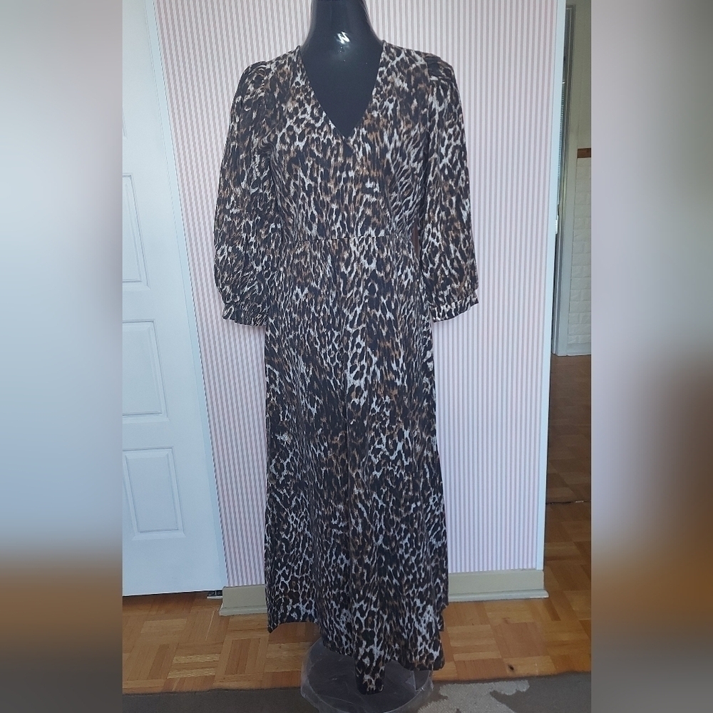 Effortless Chic Leopard Dress MbyM 90s Inspired Soft Grunge & Streetwear Edge